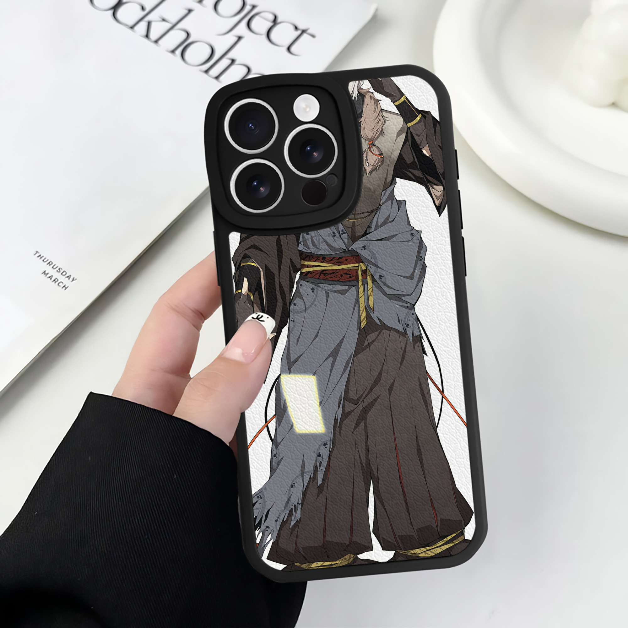 （画像用） 文豪ストレイドッグス Bungo Stray Dogs 【iPhone 16シリーズ対応】シリコンスマホケース（レザー調） 材質：シリコン